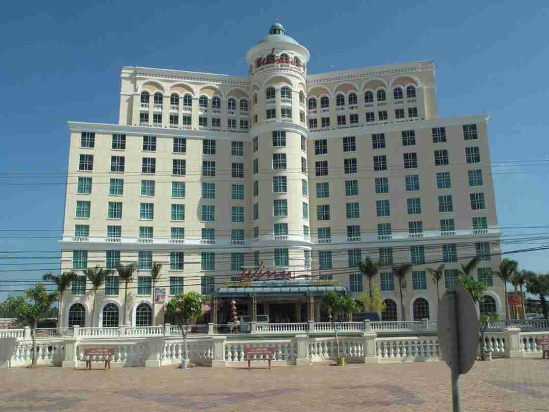 Không gian giải trí đầy màu sắc của Las Vegas Sun Hotel & Casino